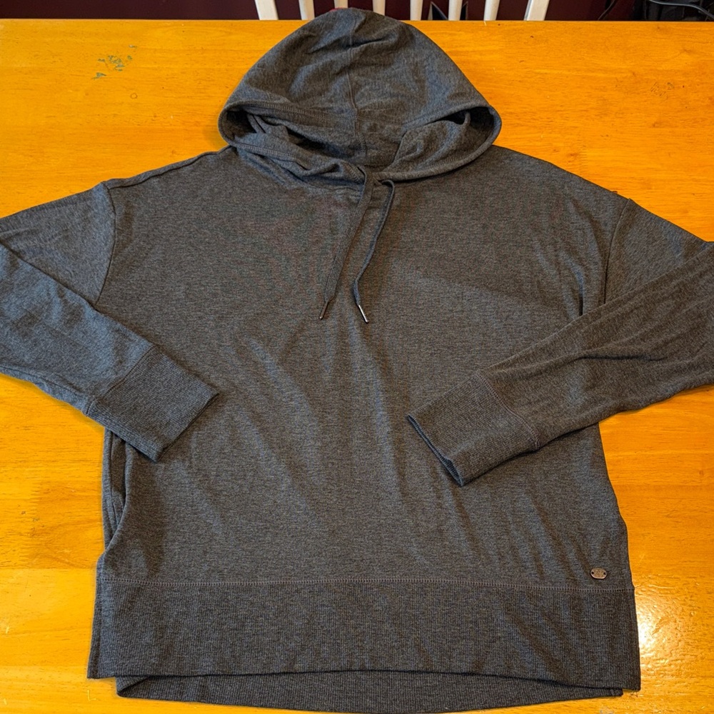 Gaiam women’s hoodie. Size medium.
